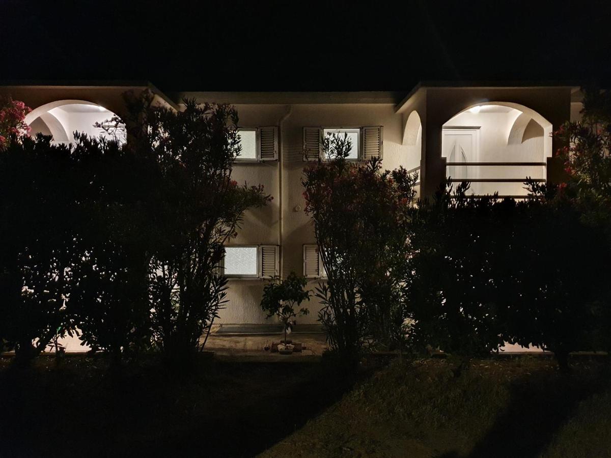 Apartments Alma Pag Town Εξωτερικό φωτογραφία