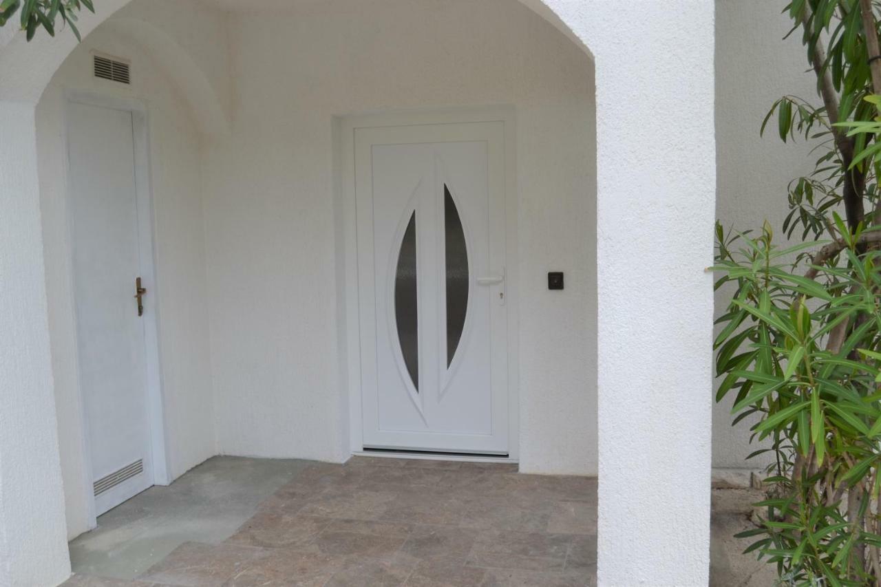 Apartments Alma Pag Town Εξωτερικό φωτογραφία