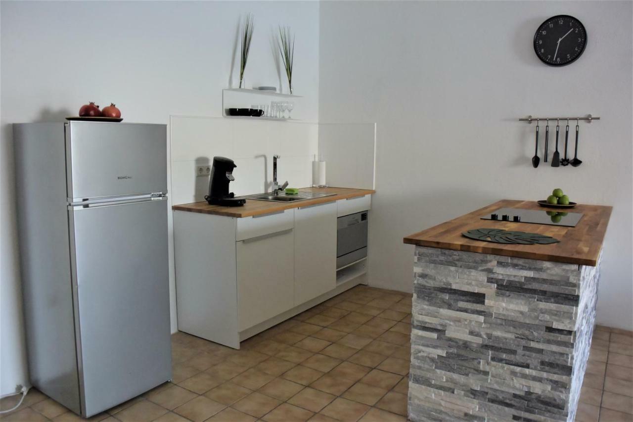 Apartments Alma Pag Town Εξωτερικό φωτογραφία