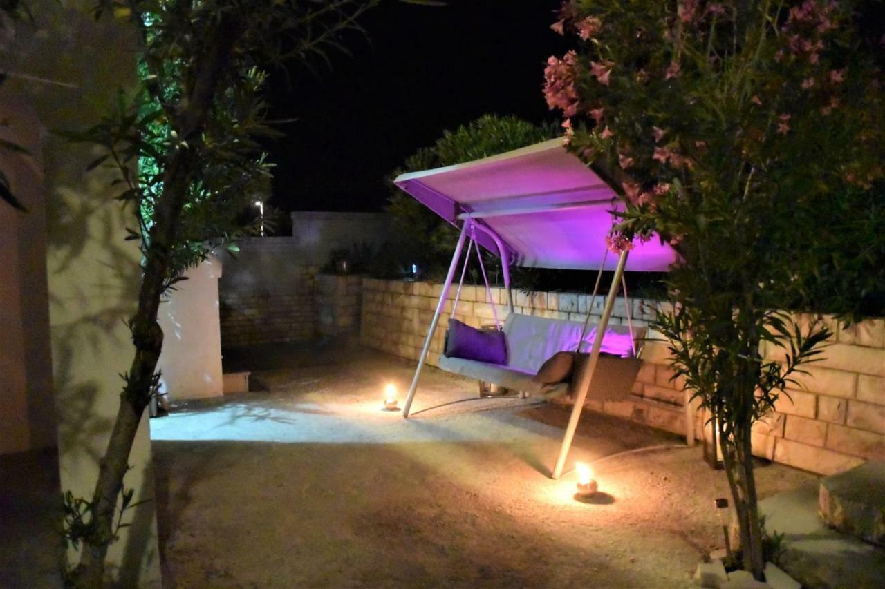 Apartments Alma Pag Town Εξωτερικό φωτογραφία